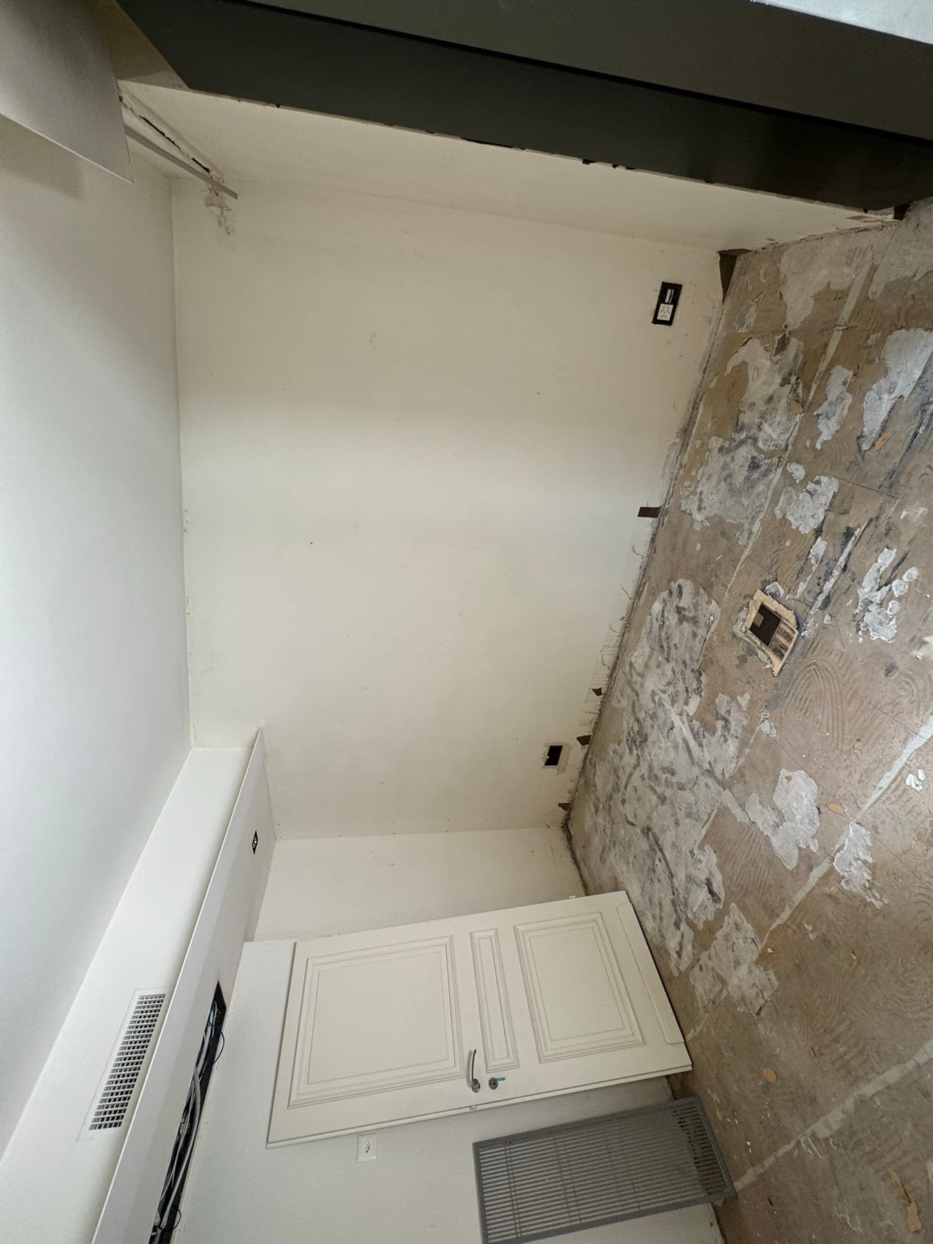 Avant travaux — Dressing — Cologny
